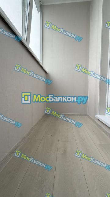 Остекление прямой лоджии пластиковыми окнамРЕХАУ и отделка под ключ