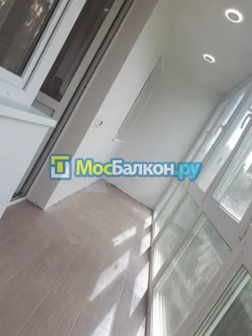 Панорамное остекление заказать под ключ по выгодной цене в Троицке от компании МосБалкон