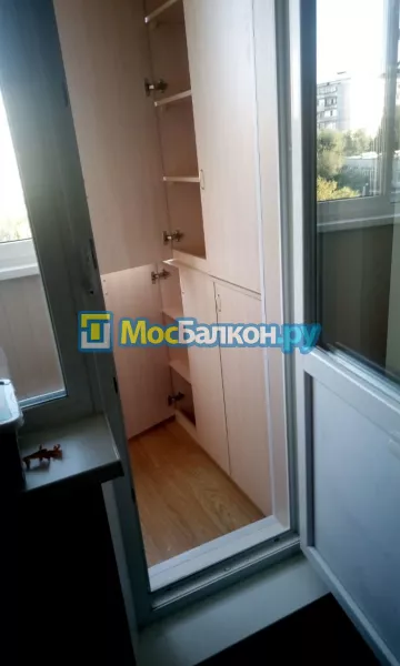 Шкаф на балкон купить в Троицке на заказ недорого от МосБалкон
