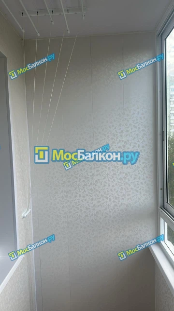 Отделка балкона и лоджии пластиковыми ПВХ панелями в Троицке от компании МосБалкон