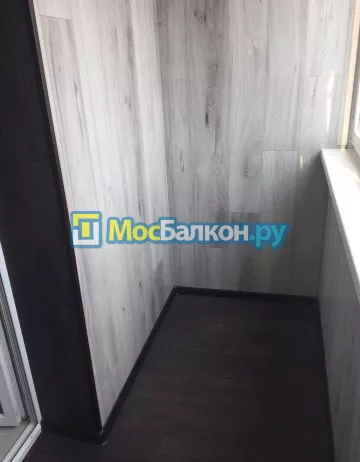 Отделка балкона и лоджии пластиковыми ПВХ панелями в Троицке от компании МосБалкон