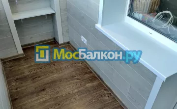 Отделка балкона и лоджии пластиковыми ПВХ панелями в Троицке от компании МосБалкон