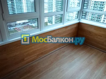 Отделка балкона и лоджии пластиковыми ПВХ панелями в Троицке от компании МосБалкон