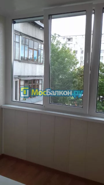 Пластиковое остекление балконов под ключ по доступным ценам в Троицке | МосБалкон