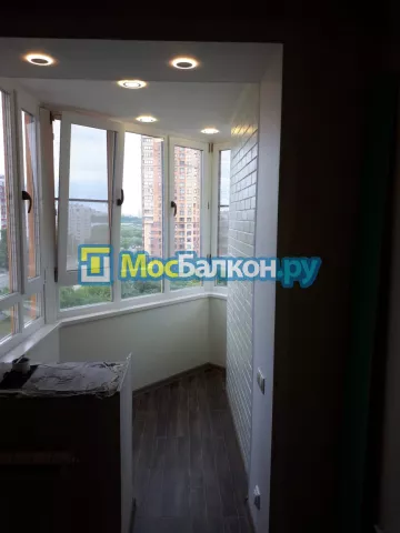 Тёплое остекление балкона в Москве – от 15500 руб/м2 | МосБалкон