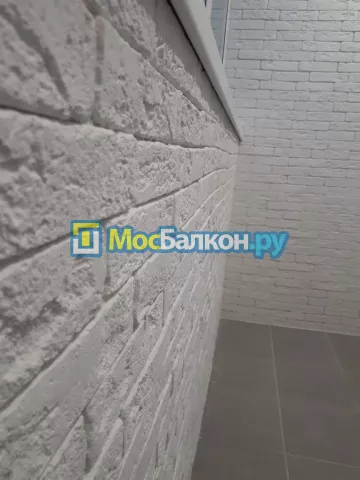 Цена на отделку лоджии декоративным камнем в Москве