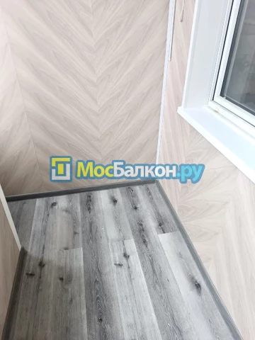 Отделка балкона и лоджии пластиковыми ПВХ панелями в Троицке от компании МосБалкон