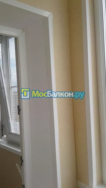Отделка балкона и лоджии пластиковыми ПВХ панелями в Троицке от компании МосБалкон