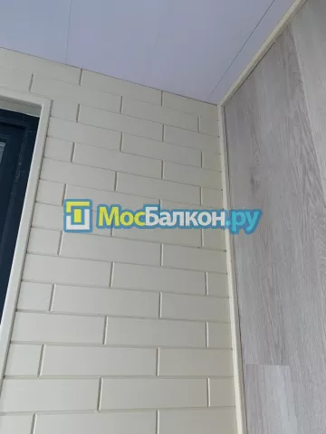 Отделка балконов в Троицке | Отделка балконов и лоджий и обшивка под ключ в МосБалкон