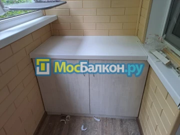Шкаф на балкон купить в Троицке на заказ недорого от МосБалкон