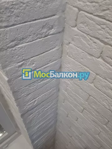 Цена на отделку лоджии декоративным камнем в Москве