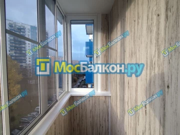 Отделка балкона и лоджии пластиковыми ПВХ панелями в Троицке от компании МосБалкон