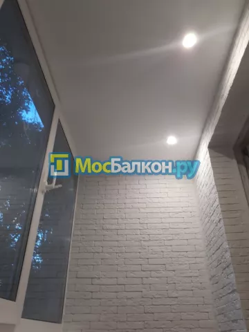 Цена на отделку лоджии декоративным камнем в Москве