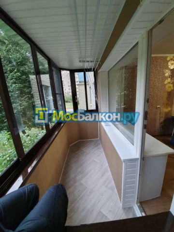 Заказать балкон в Троицке цена от 1320 руб | Остекление балконов и лоджий МосБалкон