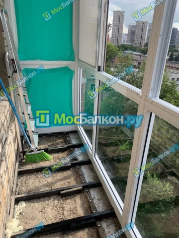 Остекление балконов с выносом заказать в Москве лучшая цена в МосБалкон