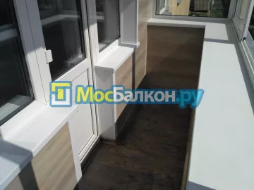 Отделка балкона и лоджии пластиковыми ПВХ панелями в Троицке от компании МосБалкон