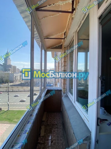 Крыша на балконе в Троицке монтаж и ремонт по выгодной цене от МосБалкон