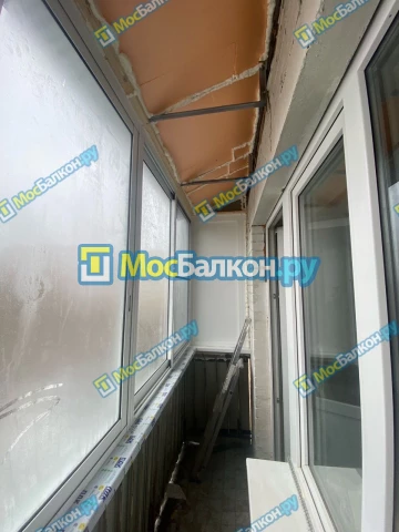 Крыша на балконе в Троицке монтаж и ремонт по выгодной цене от МосБалкон