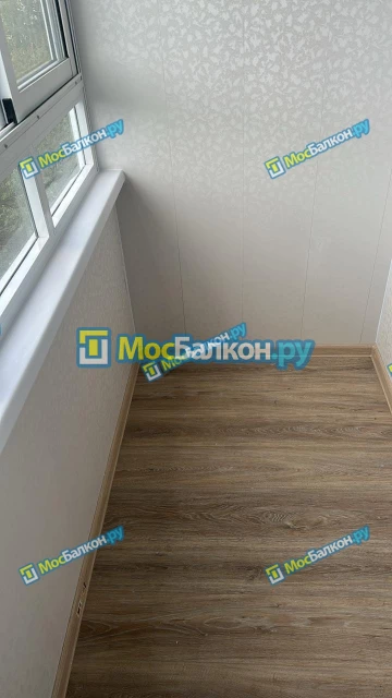 Отделка балкона и лоджии пластиковыми ПВХ панелями в Троицке от компании МосБалкон