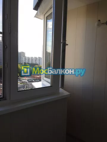 Отделка балкона и лоджии пластиковыми ПВХ панелями в Троицке от компании МосБалкон