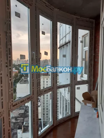 Панорамное остекление заказать под ключ по выгодной цене в Троицке от компании МосБалкон