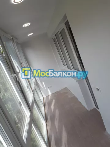 Панорамное остекление заказать под ключ по выгодной цене в Троицке от компании МосБалкон
